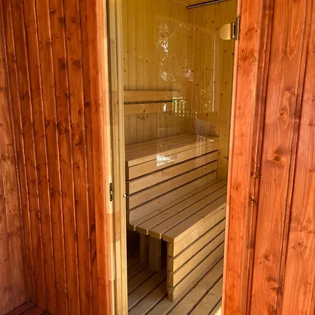 Apartment Zielona Dolina Nr 2 *